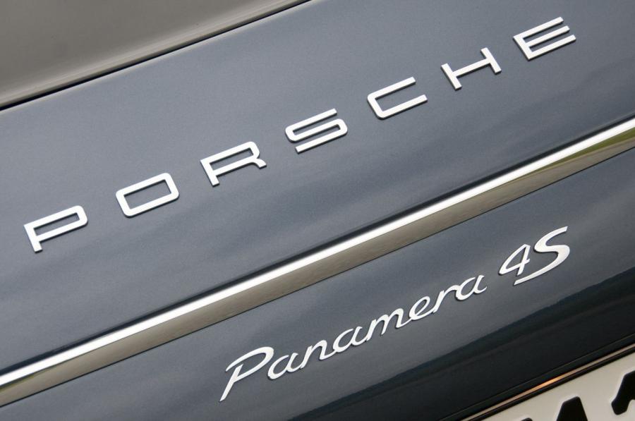  Porsche Panamera 2009 года  (фото 82 из 144)